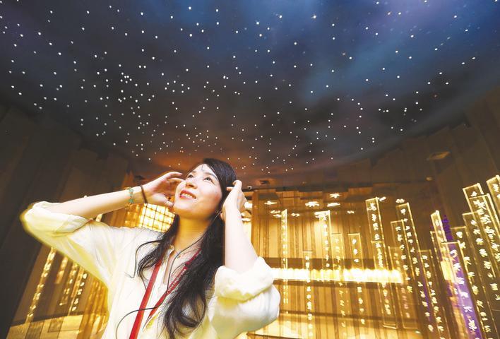 ‌Visitors enjoy immersive experience at Jingmen Museum