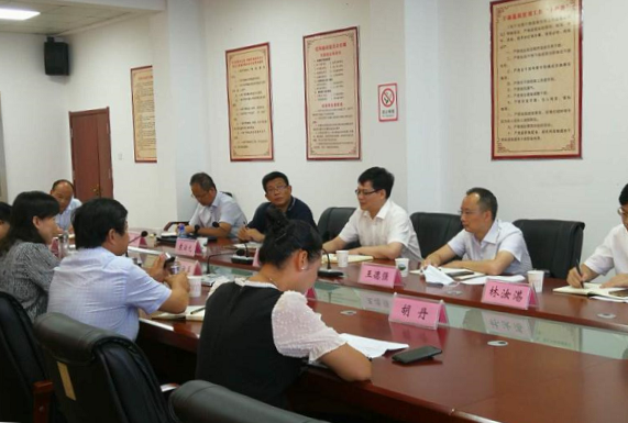 长江新城管委会领导调研六指街十四五规划